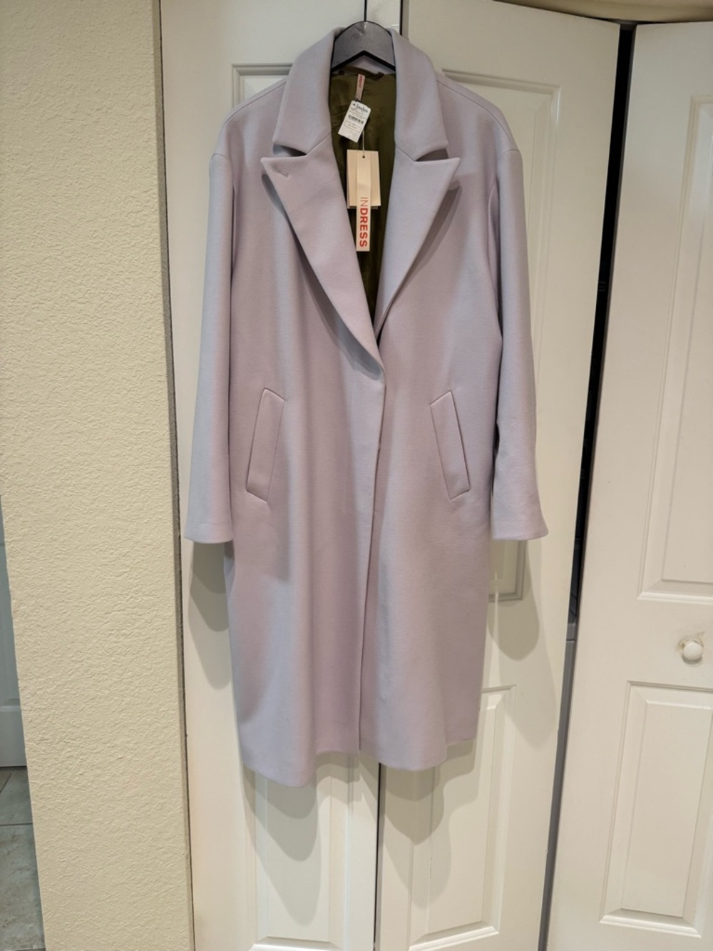 Lavender Single-Breasted Trench Coat by